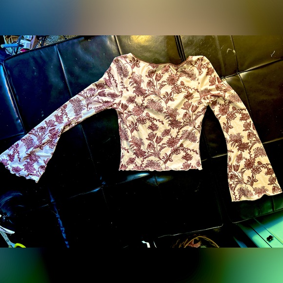 Tops - Size M cute shirt for day or night wear